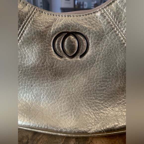 Vintage Y2K Gold Metallic Shoulder Bag Purse - Picture 6 of 10